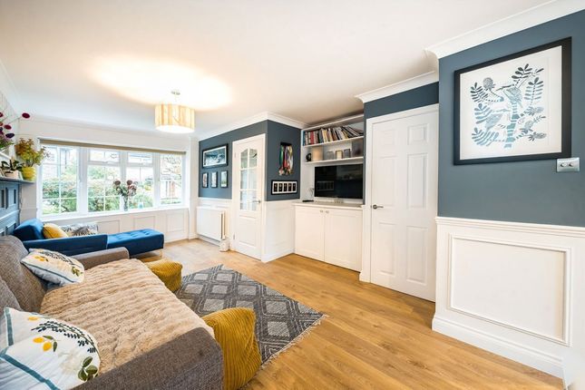 Dunsmore Road, Walton-on-thames photo 2