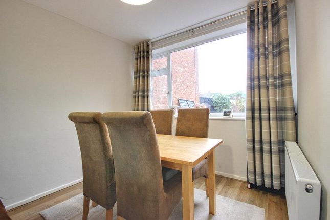 22, Jesmond Road, Cottingham photo 4