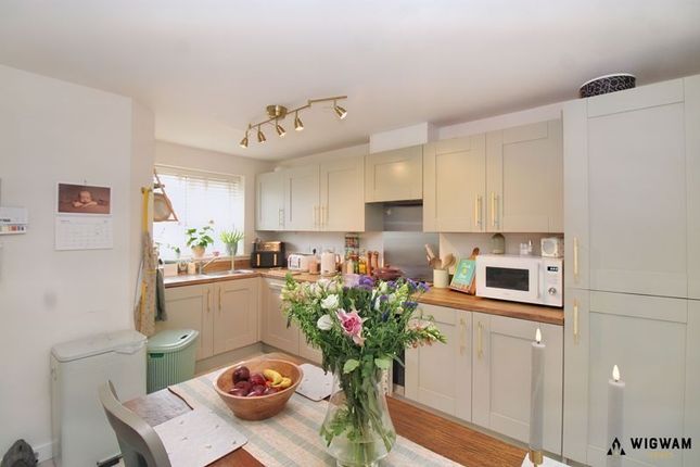 Semi-detached house for sale in Richmond Lane, Kingswood, Hull