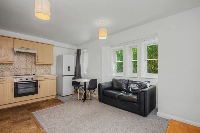 Flat ,, Beech Road, Headington photo 2