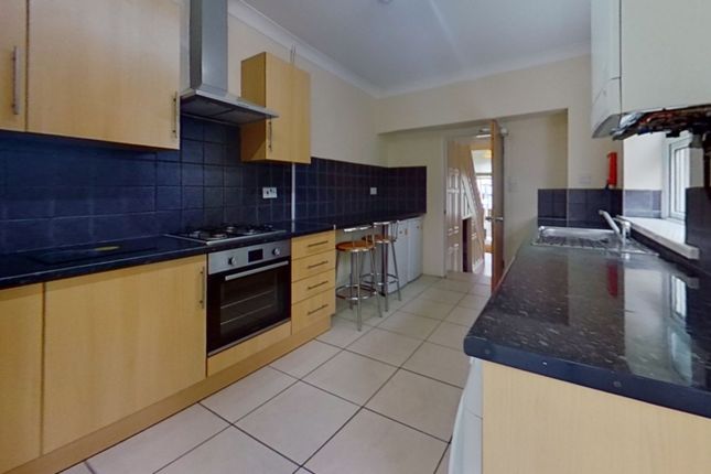 Shared accommodation to rent in Oliver Terrace, Treforest, Pontypridd