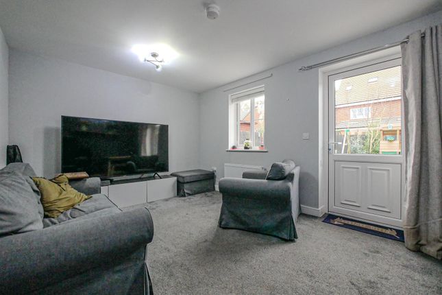 1, Queen Gardens, Harwell photo 3