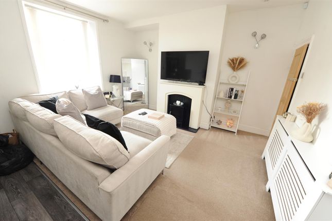 22, Idle Road, Bradford photo 5