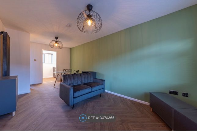 Woodstock Avenue Bobbersmill, Nottingham photo 4