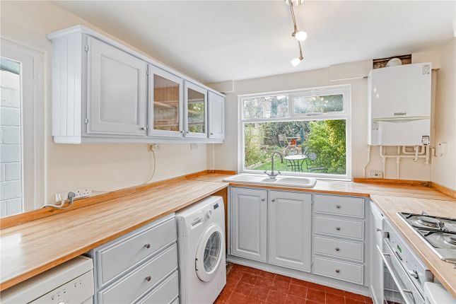 Detached house to rent in Landells Road, East Dulwich, London