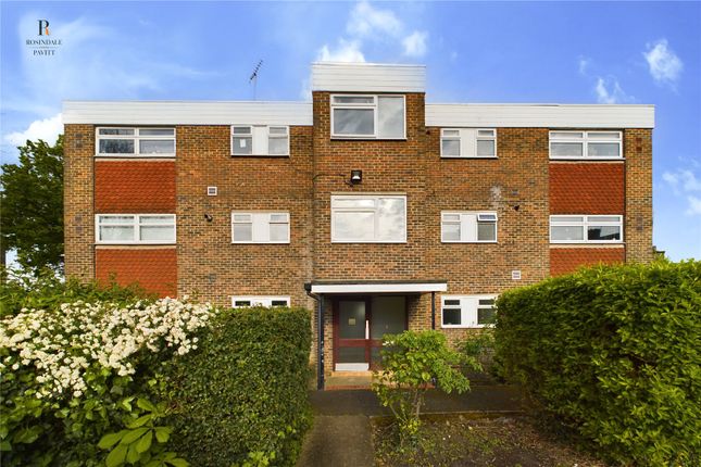 Flat for sale in Glena Mount, Sutton
