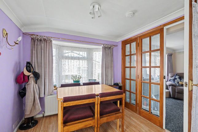 93 Beckenham Park, Otterham Quay Lane, Gillingham photo 4