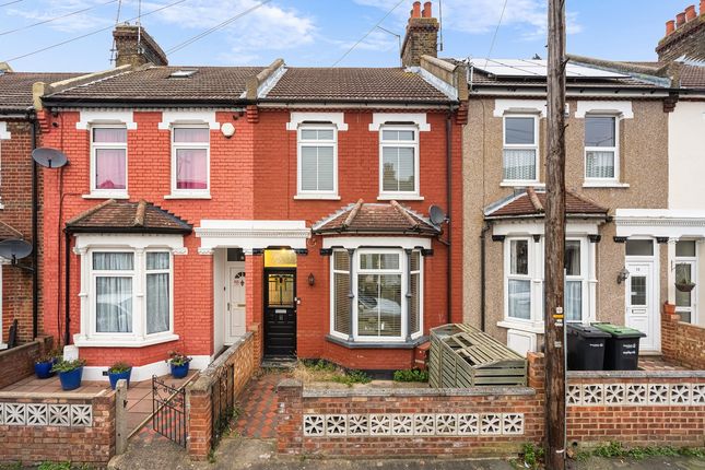 Thumbnail Terraced house to rent in Bartlett Road, Gravesend