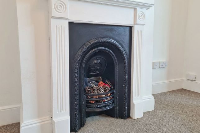 31, Fishers Road, Southampton photo 4