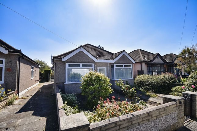 Thumbnail Bungalow to rent in Bedford Gardens, Hornchurch