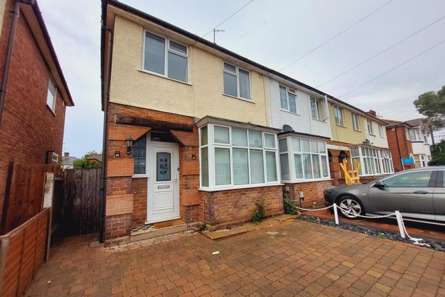 Thumbnail Terraced house to rent in Cedar Road, Bedford