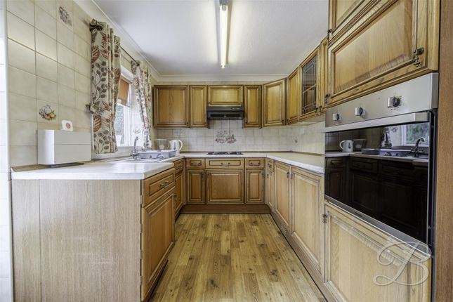 2, Fernleigh Rise, Mansfield photo 2