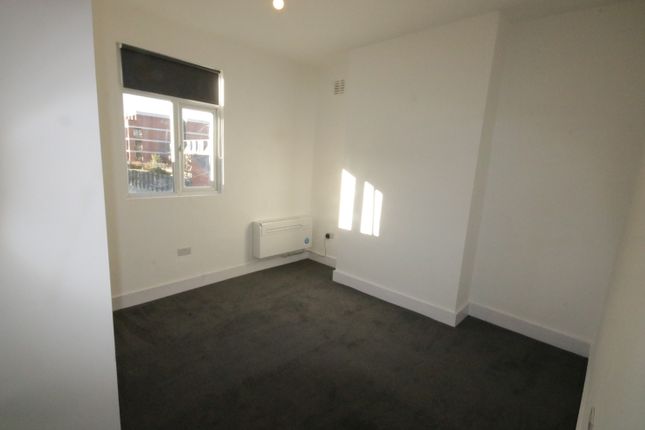 1 Lister Road, LONDON photo 3