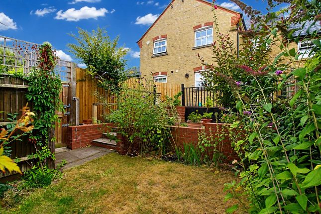 4, Robertson Road, Berkhamsted photo 4