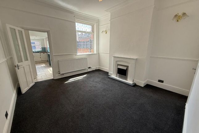 48, Smawthorne Lane, Castleford photo 4