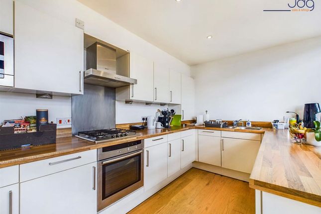 Penthouse for sale in Royal View, Aldcliffe Road, Lancaster