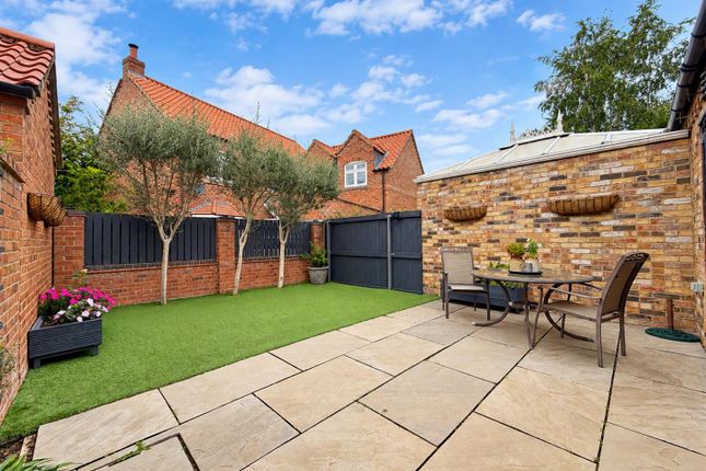 3, Harrisons Close, Stamford Bridge photo 3