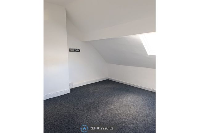 Flat Above, Pendlebury Road, Manchester photo 3