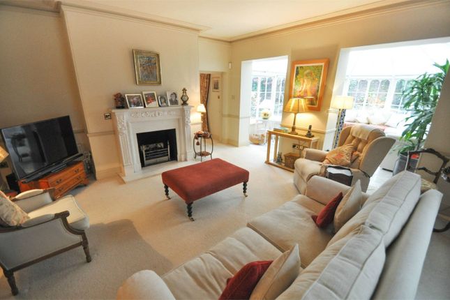 Beechleas, Poole Road, WIMBORNE photo 3