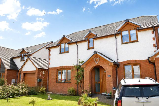 10, Village Farm Close, Bude photo 4