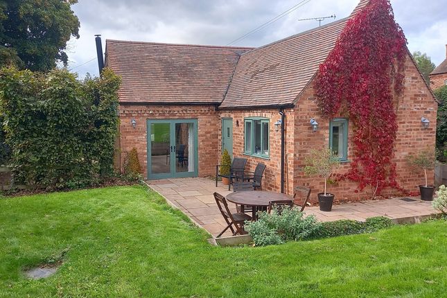 Thumbnail Cottage for sale in Boreley Lane Lineholt Droitwich Spa, Worcestershire
