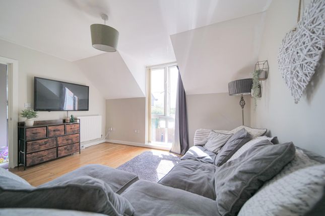 35, Foundry Close, Melksham photo 3