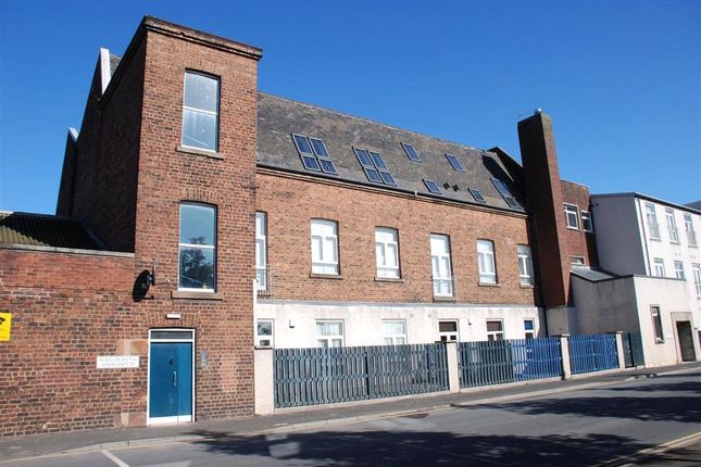 Thumbnail Flat to rent in 29 Willowbank Apartments, Bridge Lane, Carlisle