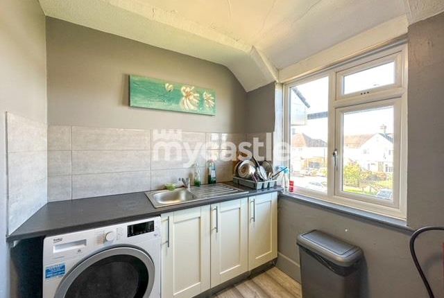 Room D, 30, Appletree Avenue, West Drayton photo 2
