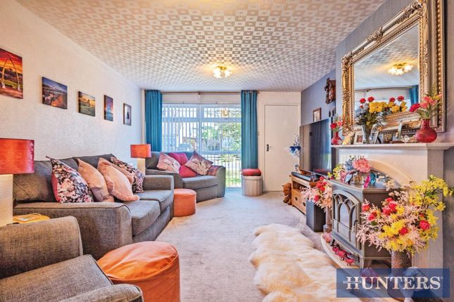 5, Duncombe Close, Scarborough photo 2