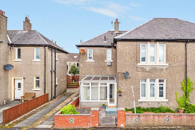 Thumbnail Flat for sale in Oswald Avenue, Grangemouth