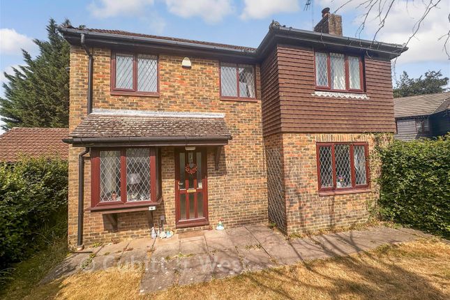 6, Ashurst Drive, Crawley photo 4