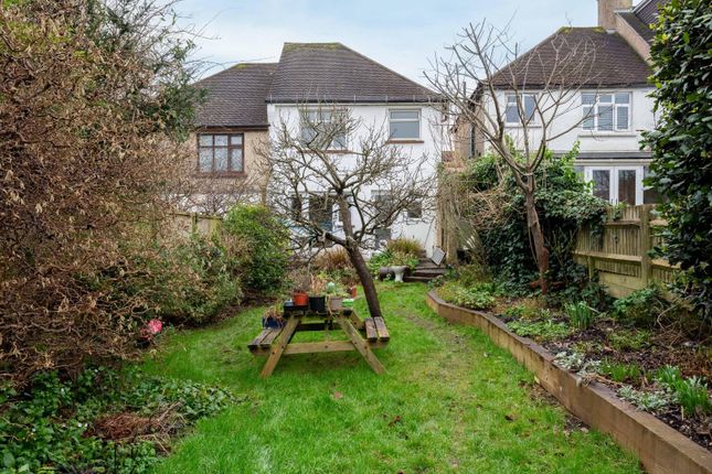47, Sharpthorne Crescent, Brighton photo 2