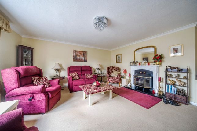 5, Cricket Close, Chulmleigh photo 3