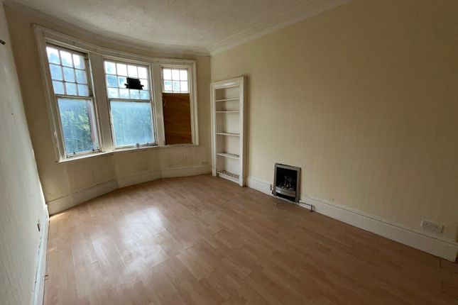 2/3, 2, Newton Terrace, Paisley photo 2