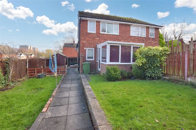 Flat for sale in Oldfield Lane, Leeds, West Yorkshire