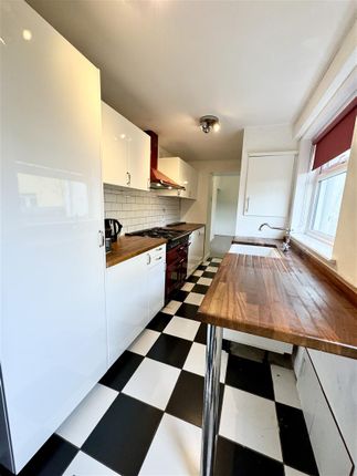 17, Kent Road, Plymouth photo 4