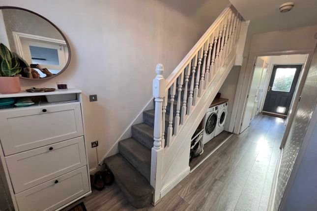 26, Mulberry Close, Manchester photo 4