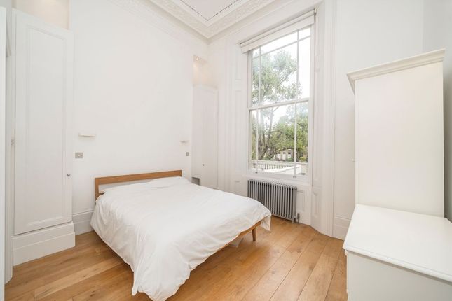First Floor Flat, 17, Warrington Crescent, London photo 4