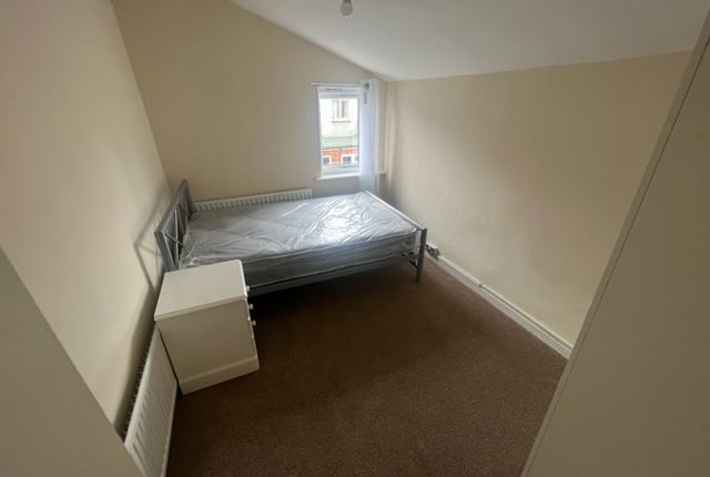Property to rent in Dover Street, Southampton