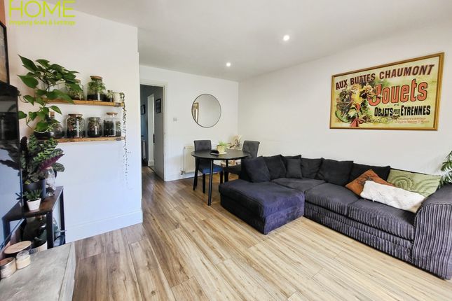 35 Talbott Close, Leicestershire photo 4