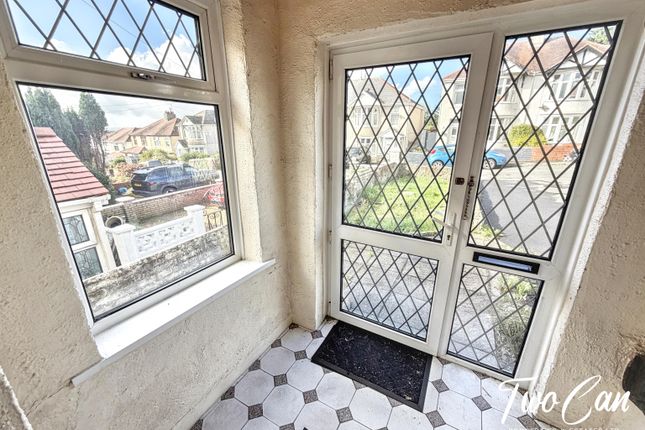 14, Warner Place, Llanelli photo 2