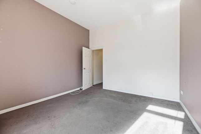 34b Locks Street, Coatbridge photo 4