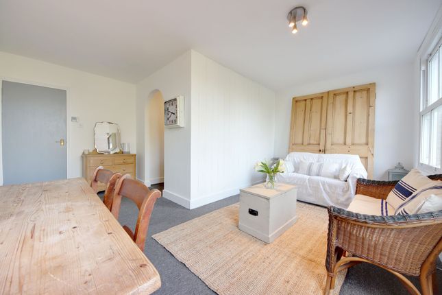 Flat for sale in Chalk Hill, Watford