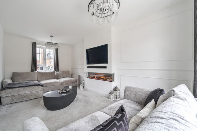 3, Uttley Lane, Beaconsfield photo 4
