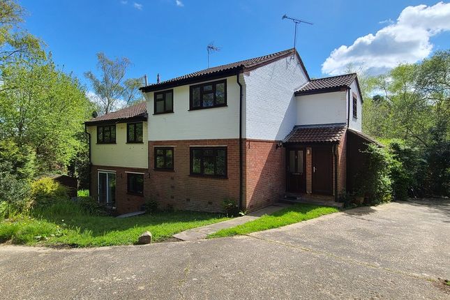 End terrace house for sale in Foxtail Drive, Southampton