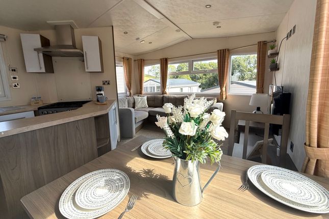 2-bed caravan on 9, Wood Farm Country & Leisure Park, Bridport, £39,995