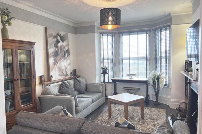 76, Priory Hill, Dover photo 3