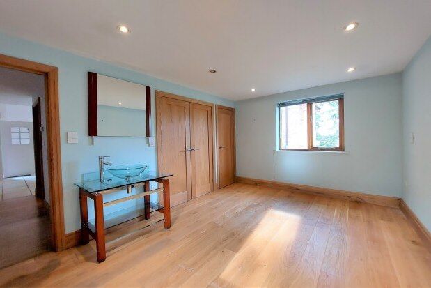 Barn conversion to rent in Chichester Road, Midhurst