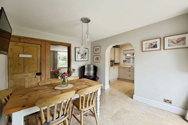 Woodbine Cottage,, Blacksmiths Lane, Broadway photo 3