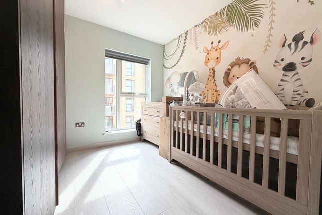 20 Starling Apartments 40, Perryfield Way, London photo 4